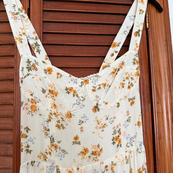 Like-New Reformation Aviva Dress - Picture 3 of 5